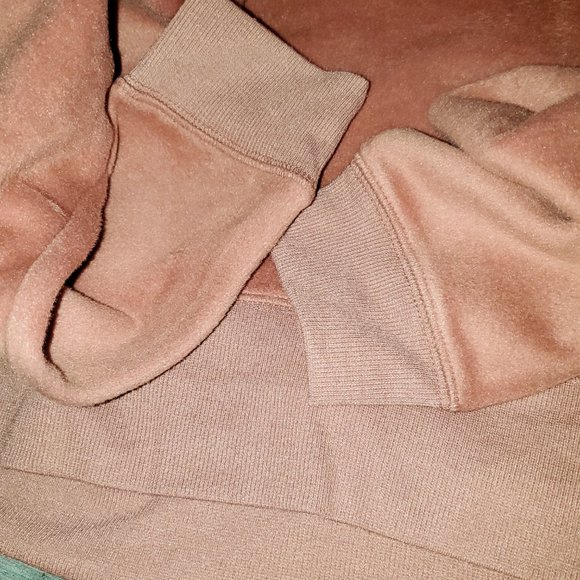 108- Juniors' SO® Minky Hoodie  Cuffed Raglan sleeve - Picture 6 of 7